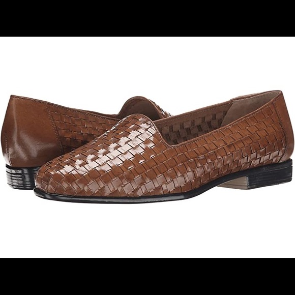 Trotters | Liz Flats in Brown - Picture 5 of 7